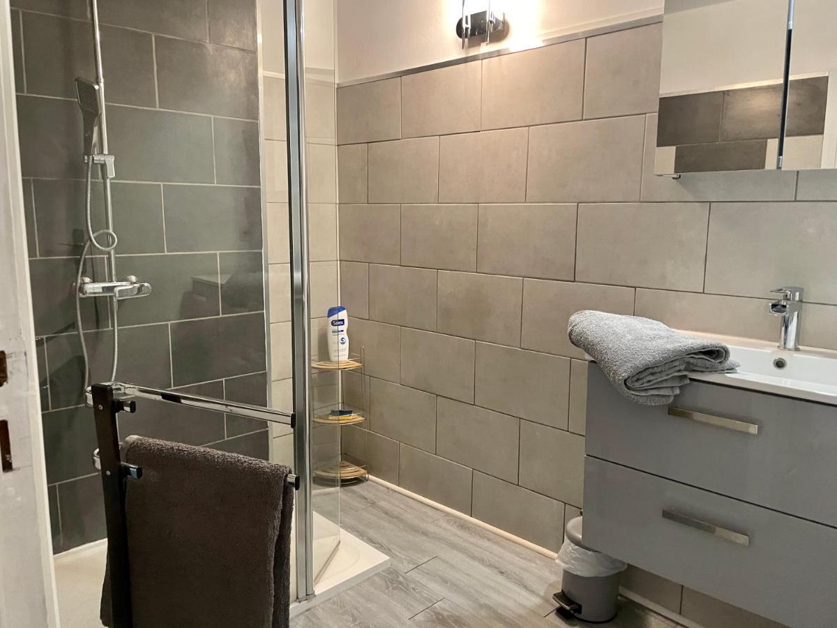Appartement Entier Moissac Centre 30 M2 Calme Avec Cour Interieure Pour Velos A 50M Du Marche De מוסאק מראה חיצוני תמונה